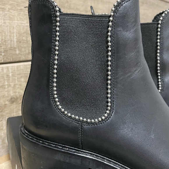 Coach Shoes Coach Bowery Bead Chain Leather Chelsea Boots Black